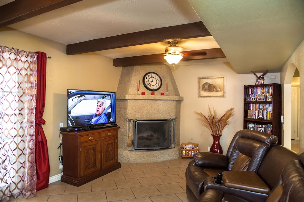 Golden EagleAssistedLiving home | 11051 N 44th Ct, Phoenix, AZ 85028, USA | Phone: (480) 274-9914