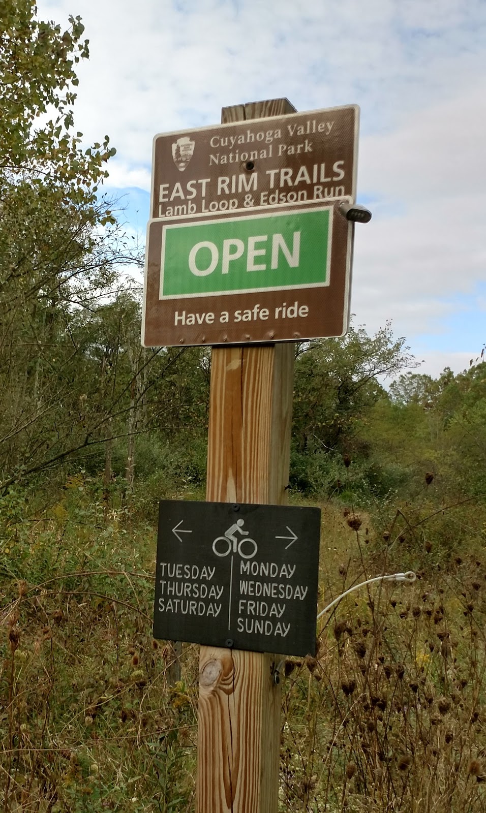 East Rim Trail | 281 Boston Mills Rd, Peninsula, OH 44264, USA | Phone: (330) 778-4241