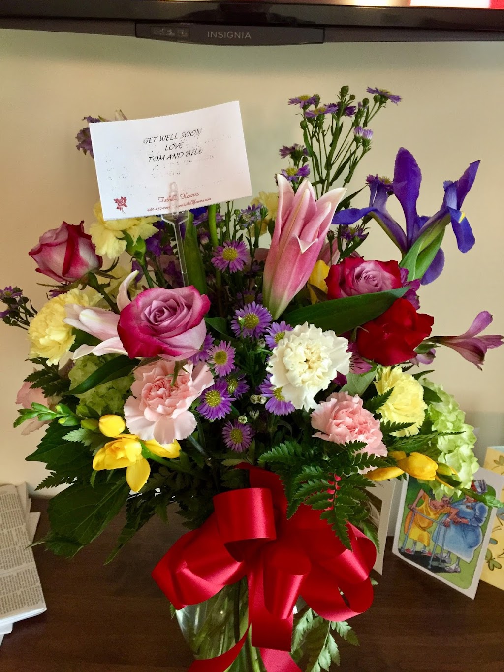 Tuthills Floral Peddler | 7574 Lakeshore Blvd, Mentor, OH 44060 | Phone: (440) 257-2215