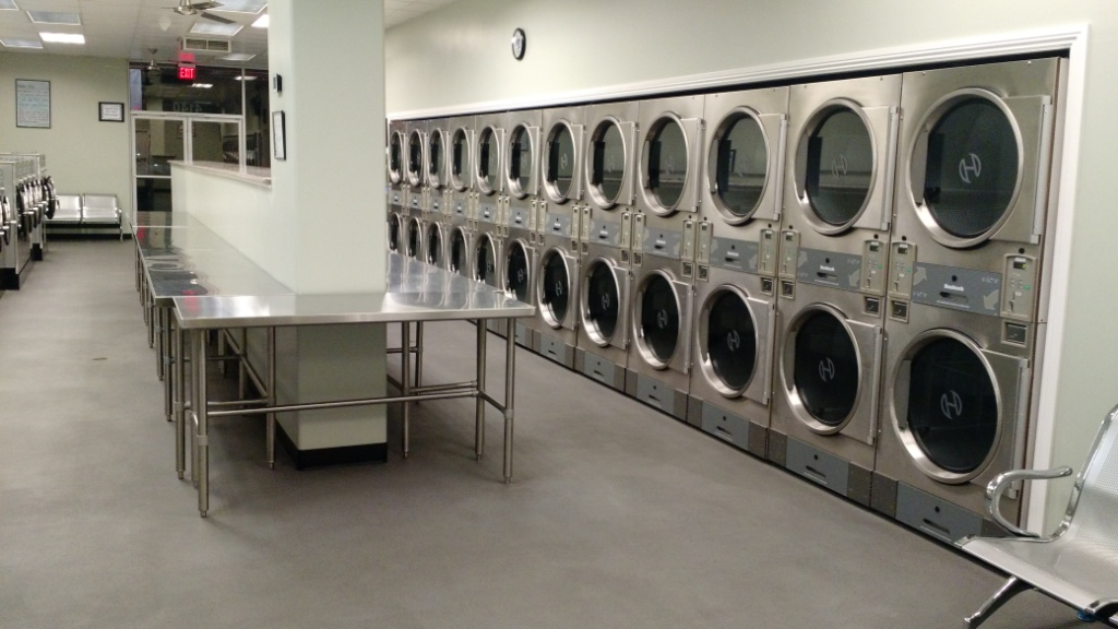 Wash & Dry Laundromat | 4140 N West Ave, Fresno, CA 93705 | Phone: (559) 701-6973