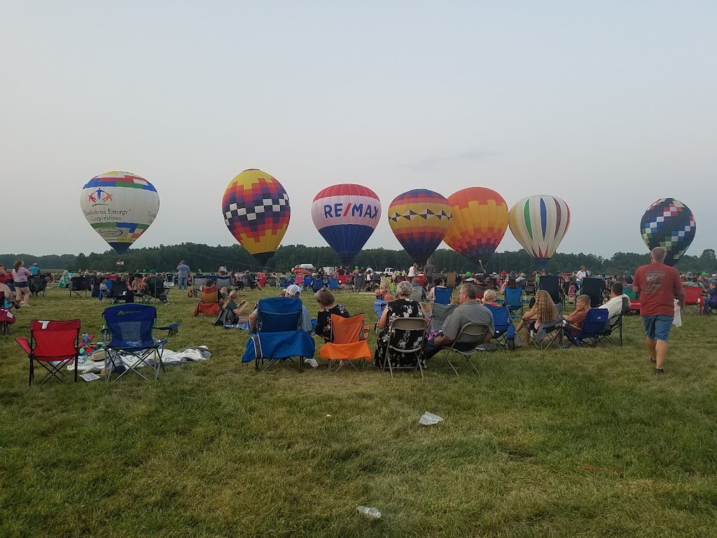 Defiance Memorial Airport-Dfi | 500 Court St, Defiance, OH 43512, USA | Phone: (419) 658-4444