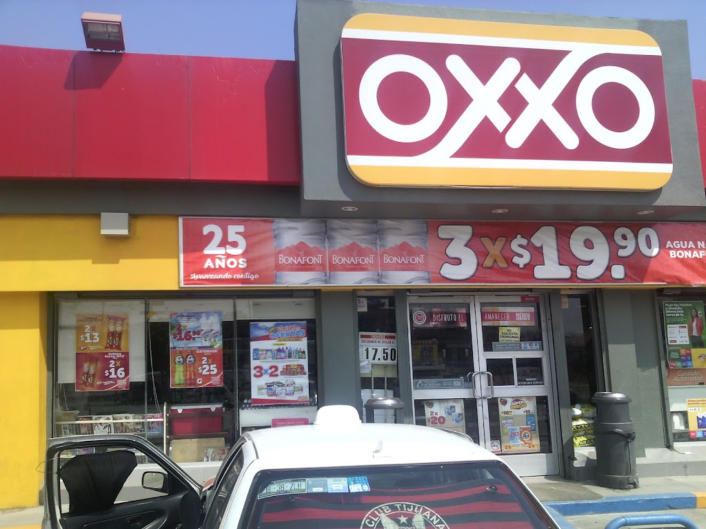 Oxxo | Blvd.Delicias 17002 Blvd.Delicias, El Capiro Manzana Y Cond, CaÒon Del Sainz, 22170 Tijuana, B.C., Mexico | Phone: 81 8320 2020