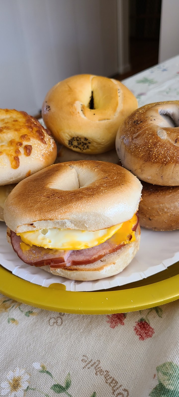 Blazing Bagels | 510 W Commerce Rd, Commerce Charter Twp, MI 48382 | Phone: (248) 366-7100