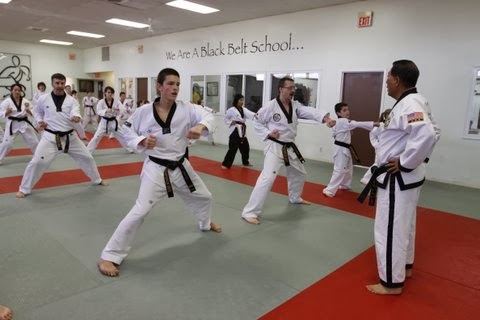 J.K. Lee Black Belt Academy - Fox Point | 6838 N Santa Monica Blvd, Fox Point, WI 53217, USA | Phone: (414) 540-9161