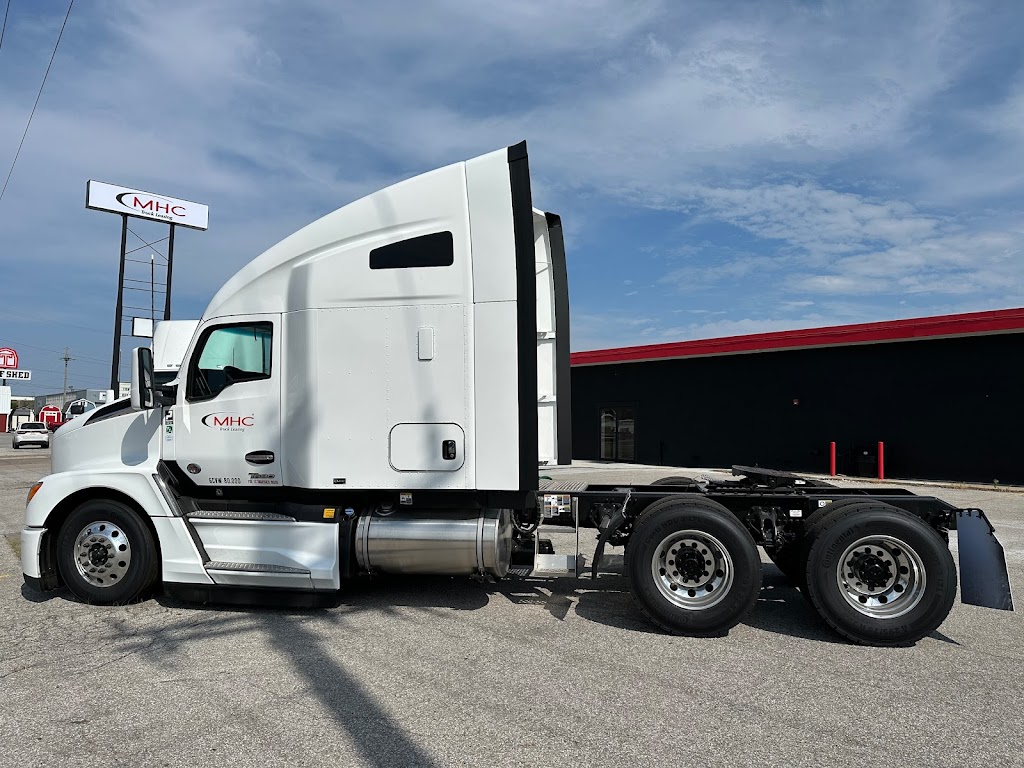 MHC Truck Leasing - Omaha | 7502 L St, Omaha, NE 68127, USA | Phone: (402) 574-6450