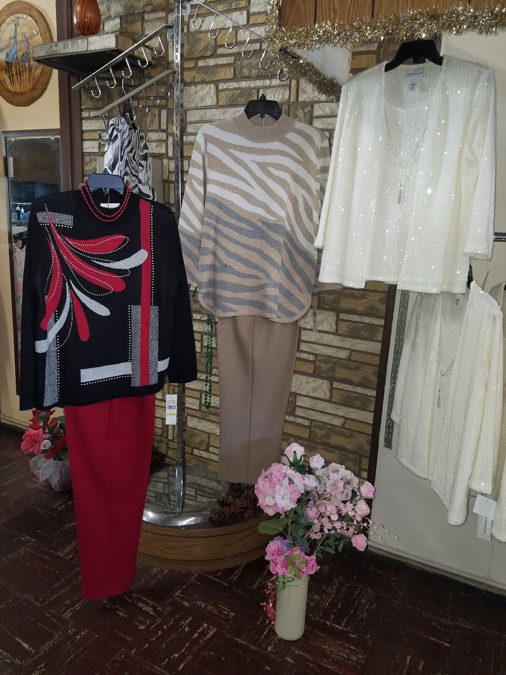 Azmon Fashions | 12908 Riverside Dr, Sherman Oaks, CA 91423, USA | Phone: (818) 761-0473