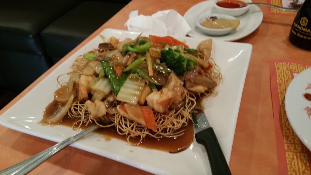 Golden Dragon Chinese Restaurant | 4704 E Sunrise Dr, Tucson, AZ 85718, USA | Phone: (520) 299-8088