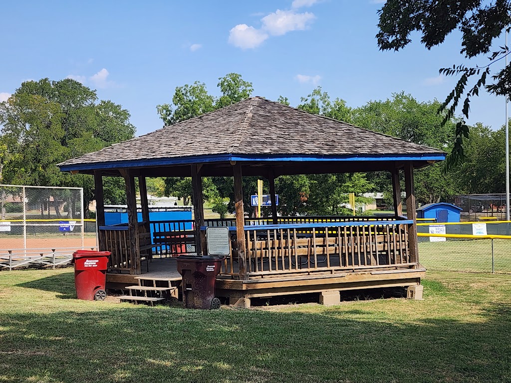 McKinney Wilson Park | 146 Ballpark Wy, Van Alstyne, TX 75495, USA | Phone: (903) 482-5426