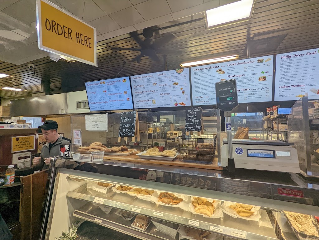 mrBagelsworth | 725-1 River Rd, Edgewater, NJ 07020, USA | Phone: (201) 945-0122