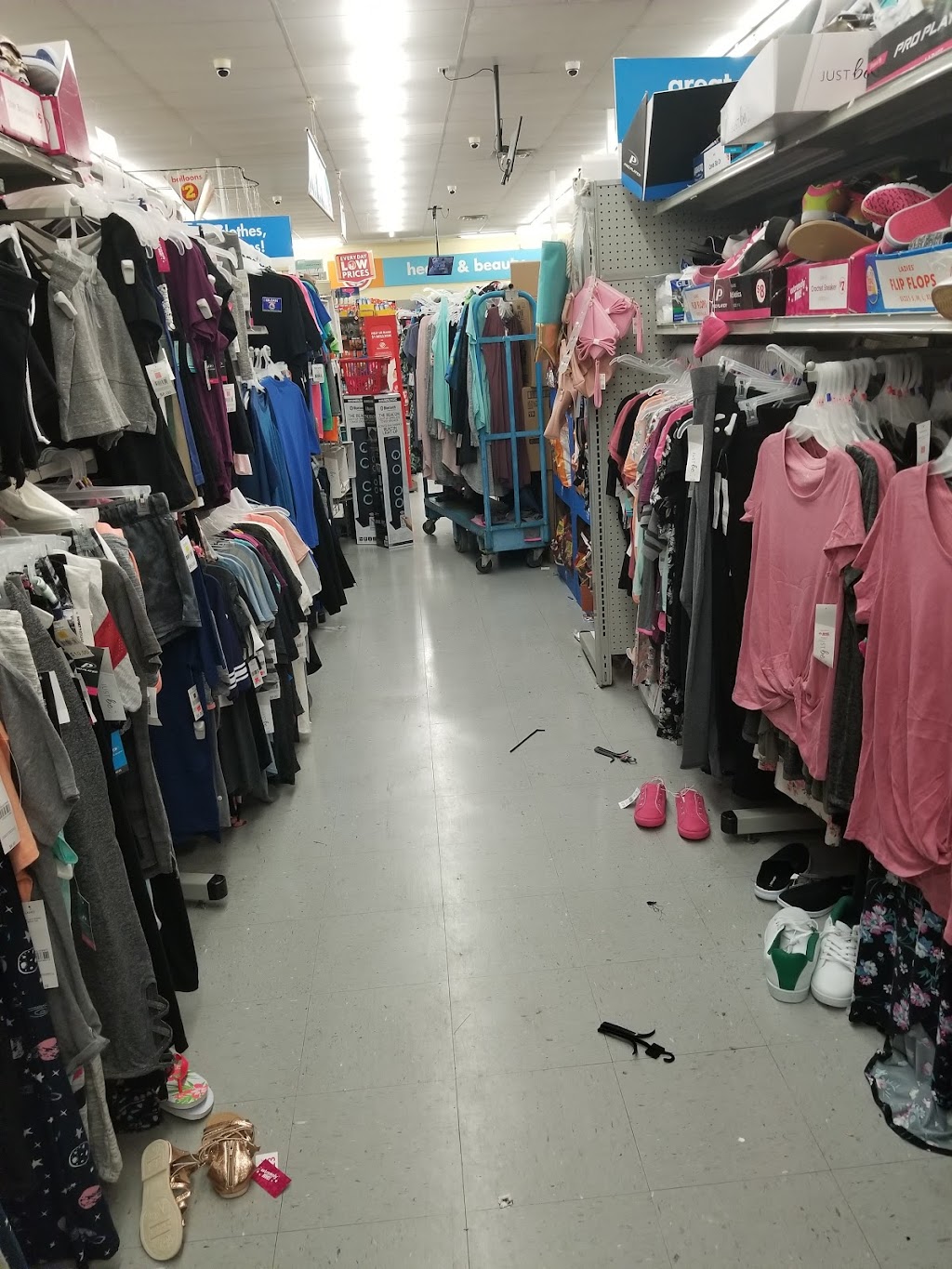 Family Dollar | 9999 Burbank Dr, Baton Rouge, LA 70810, USA | Phone: (225) 421-3551