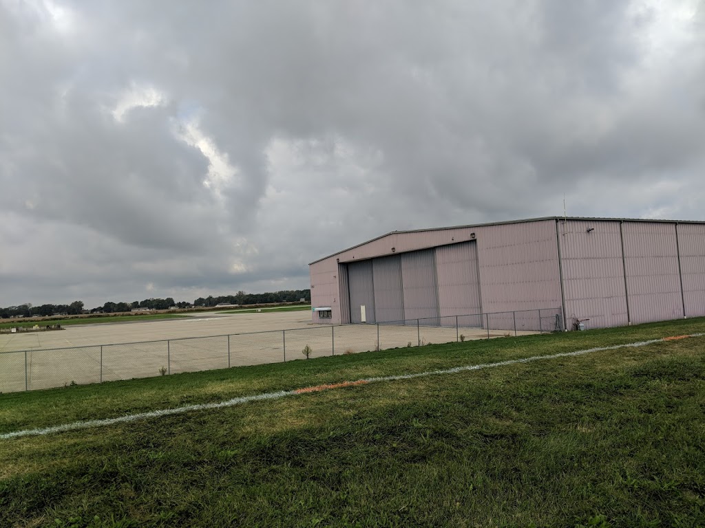 Custer Airport - KTTF | 2800 N Custer Rd, Monroe, MI 48162, USA | Phone: (734) 384-9616