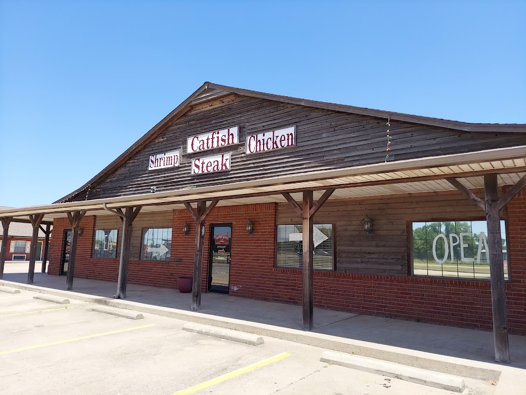 Catfish Ranch | 2250 S 32nd St, Muskogee, OK 74401, USA | Phone: (918) 683-3474