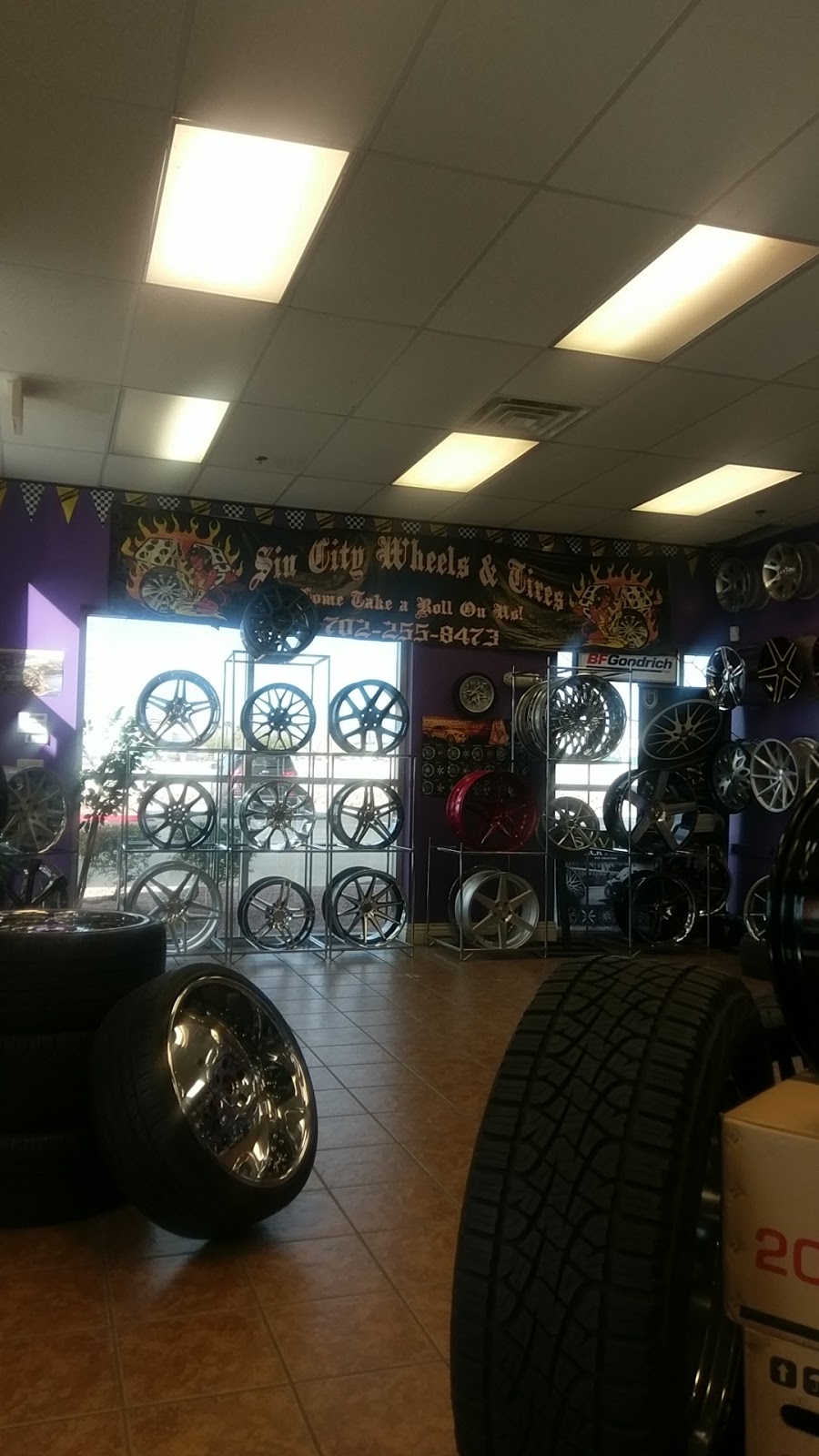 Sin City Wheels & Tires | 3040 N Simmons St #100, North Las Vegas, NV 89032, USA | Phone: (702) 255-8473