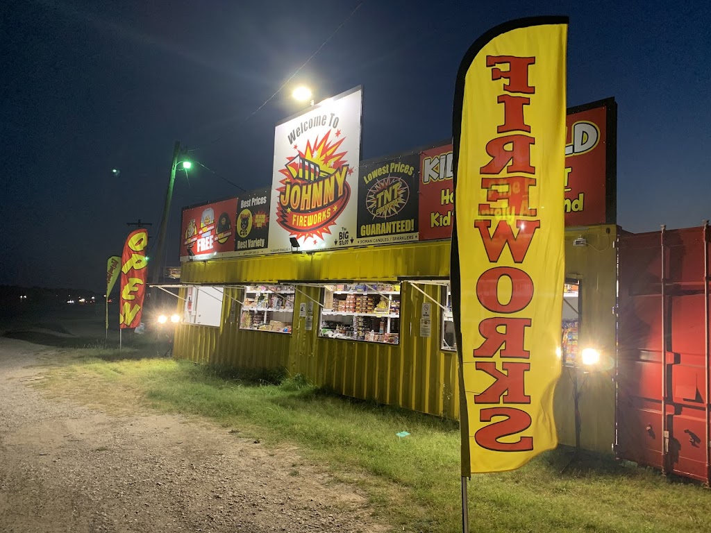 Johnny Fireworks Benbrook | 14290 US-377, Fort Worth, TX 76126, USA | Phone: (682) 900-6781