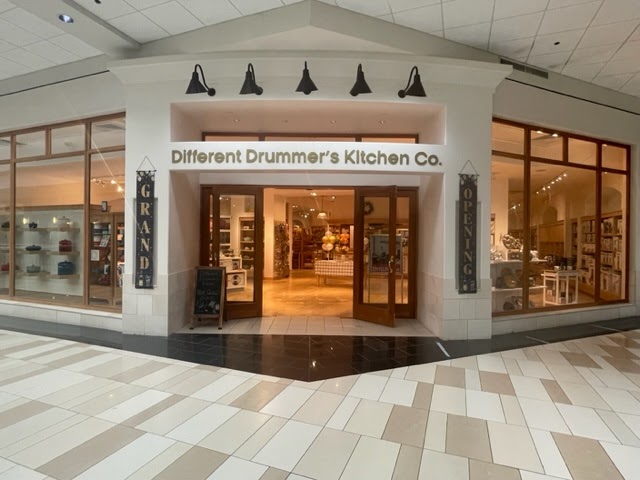 Different Drummers Kitchen | 1 Crossgates Mall Rd #215, Albany, NY 12203, USA | Phone: (518) 250-4512
