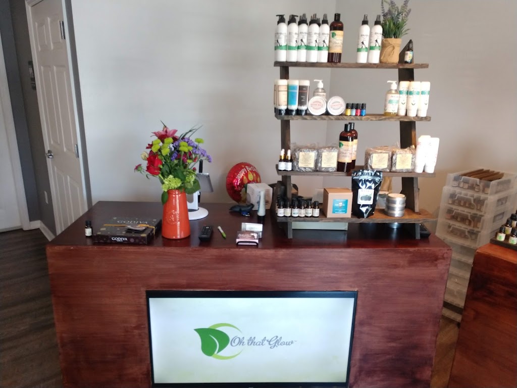 Oh that Glow Essentials | 121 Triple Diamond Blvd UNIT 10, Nokomis, FL 34275, USA | Phone: (941) 484-3186
