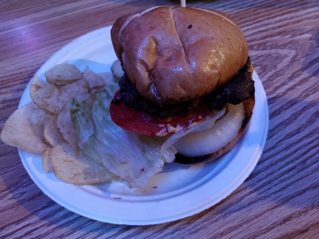 High Tide Tavern | 5504 Lake Rd E, Geneva, OH 44041, USA | Phone: (440) 466-7990