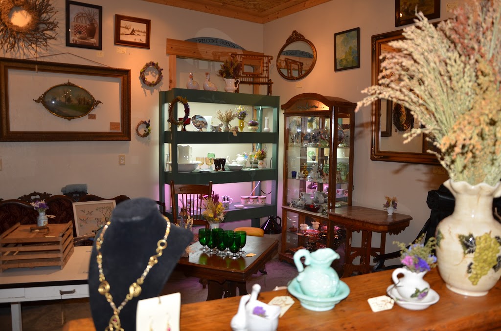 The Swallows Nest - Jaynas Country Store & Gardens | 21080 Pioneer Trail, Council Bluffs, IA 51503 | Phone: (402) 657-2367