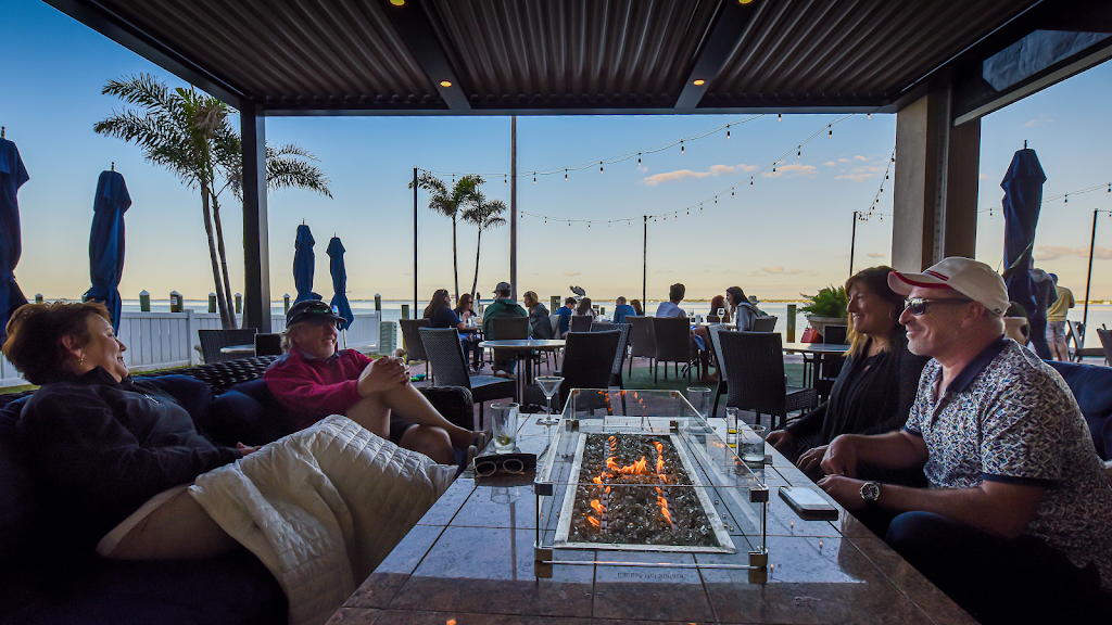 Dry Dock Waterfront Grill | 412 Gulf of Mexico Dr, Longboat Key, FL 34228, USA | Phone: (941) 383-0102