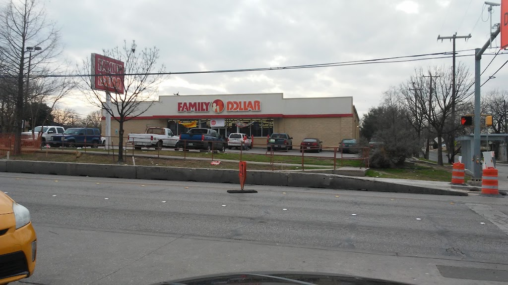 Family Dollar | 823 N Zarzamora St, San Antonio, TX 78207, USA | Phone: (210) 507-3332