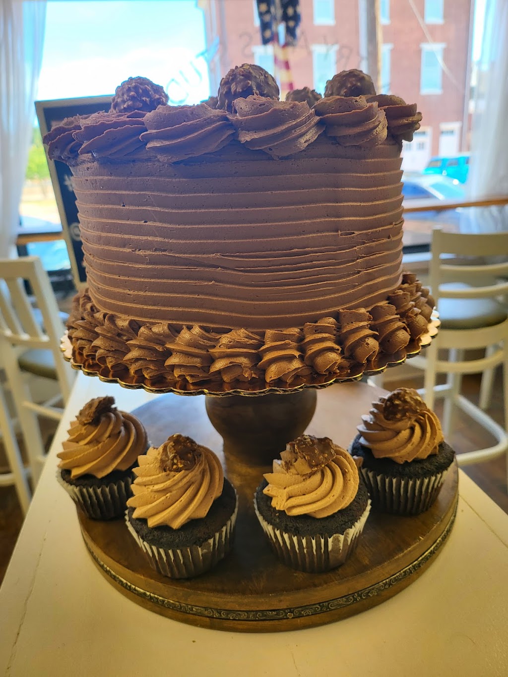 the Cake Sisters | 88 Clinton St, Delaware City, DE 19706, USA | Phone: (302) 838-1958