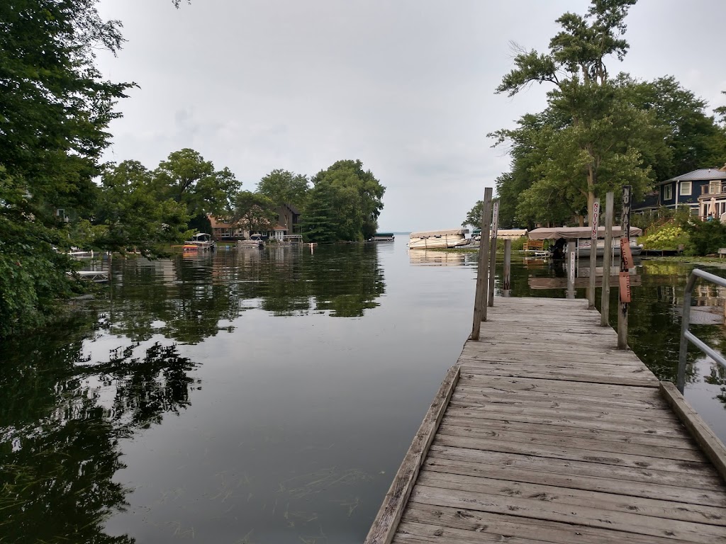 Spring Harbor Park Boat Launch | 5218 Lake Mendota Dr, Madison, WI 53705, USA | Phone: (608) 266-4711