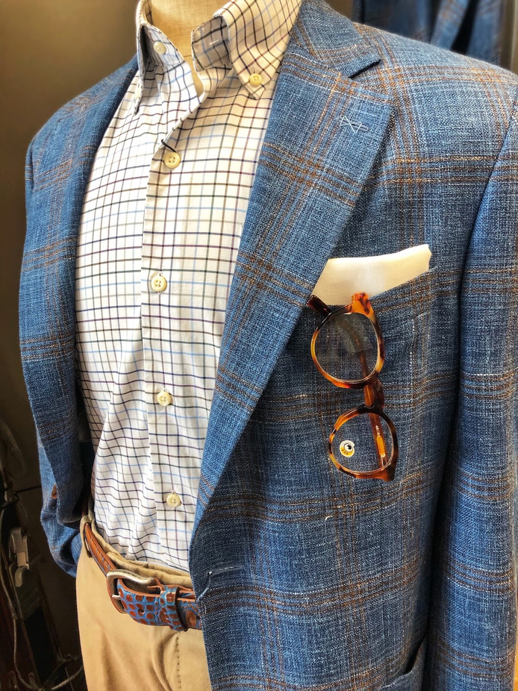 Gentlemens Corner | 107 Edinburgh Dr Suite 109, Cary, NC 27511, USA | Phone: (984) 333-0150