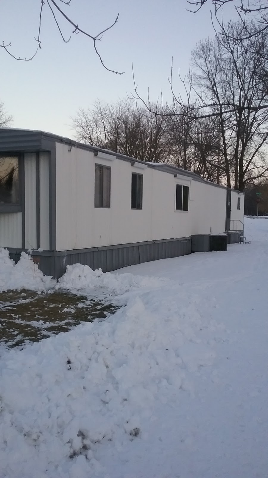 Pepin Woods Manufactured Home Community | 2118 Pioneer Rd, Red Wing, MN 55066, USA | Phone: (651) 388-3896