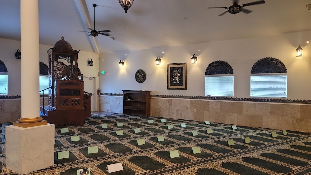 Masjid Al-Fatiha of America | 210 N Citrus Ave, Azusa, CA 91702, USA | Phone: (626) 815-8679