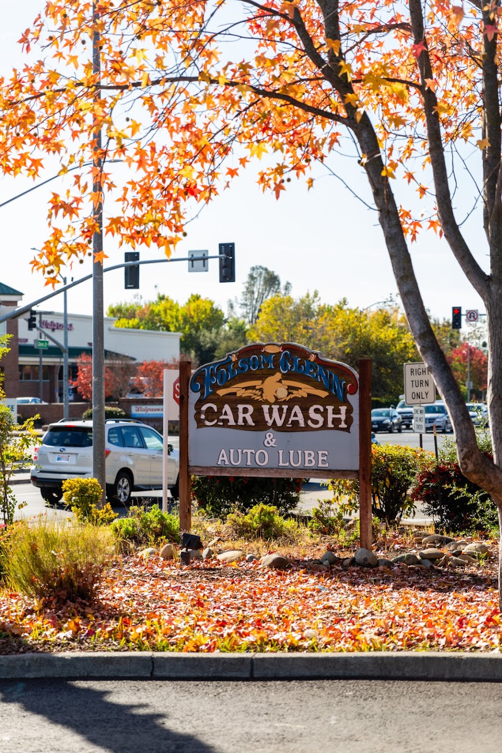 Folsom Glenn Car Wash & Auto Lube | 414 Glenn Dr, Folsom, CA 95630, USA | Phone: (916) 983-8977