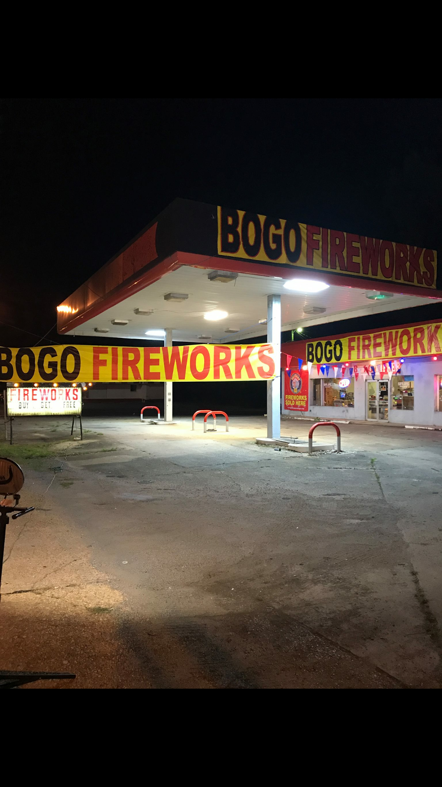 Bogo Fireworks | 33066 US-280, Childersburg, AL 35044, USA | Phone: (205) 915-2534