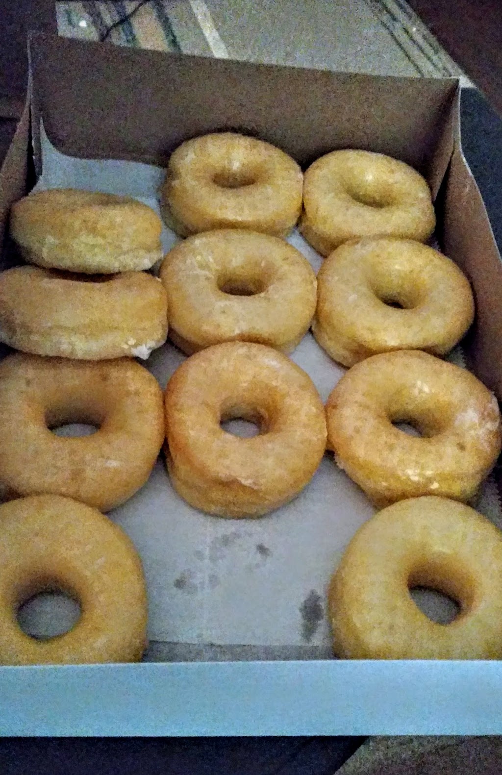 King Donuts | 584 N College St, Harrodsburg, KY 40330, USA | Phone: (859) 265-5009