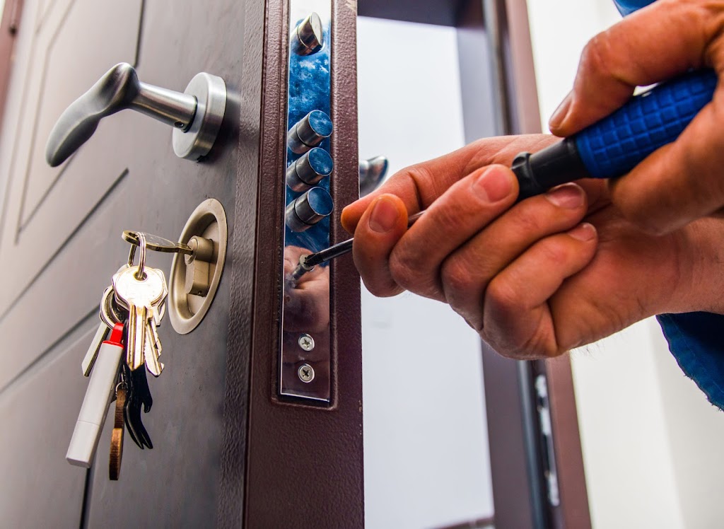 My Locksmith NY | 471 Links Dr S, Oceanside, NY 11572, USA | Phone: (844) 811-2011