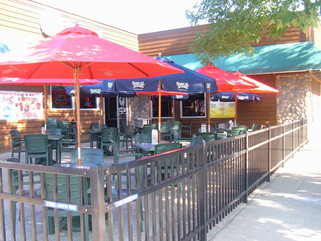 Dicks Bar & Grill | 205 Central Ave, Osseo, MN 55369, USA | Phone: (763) 425-7400