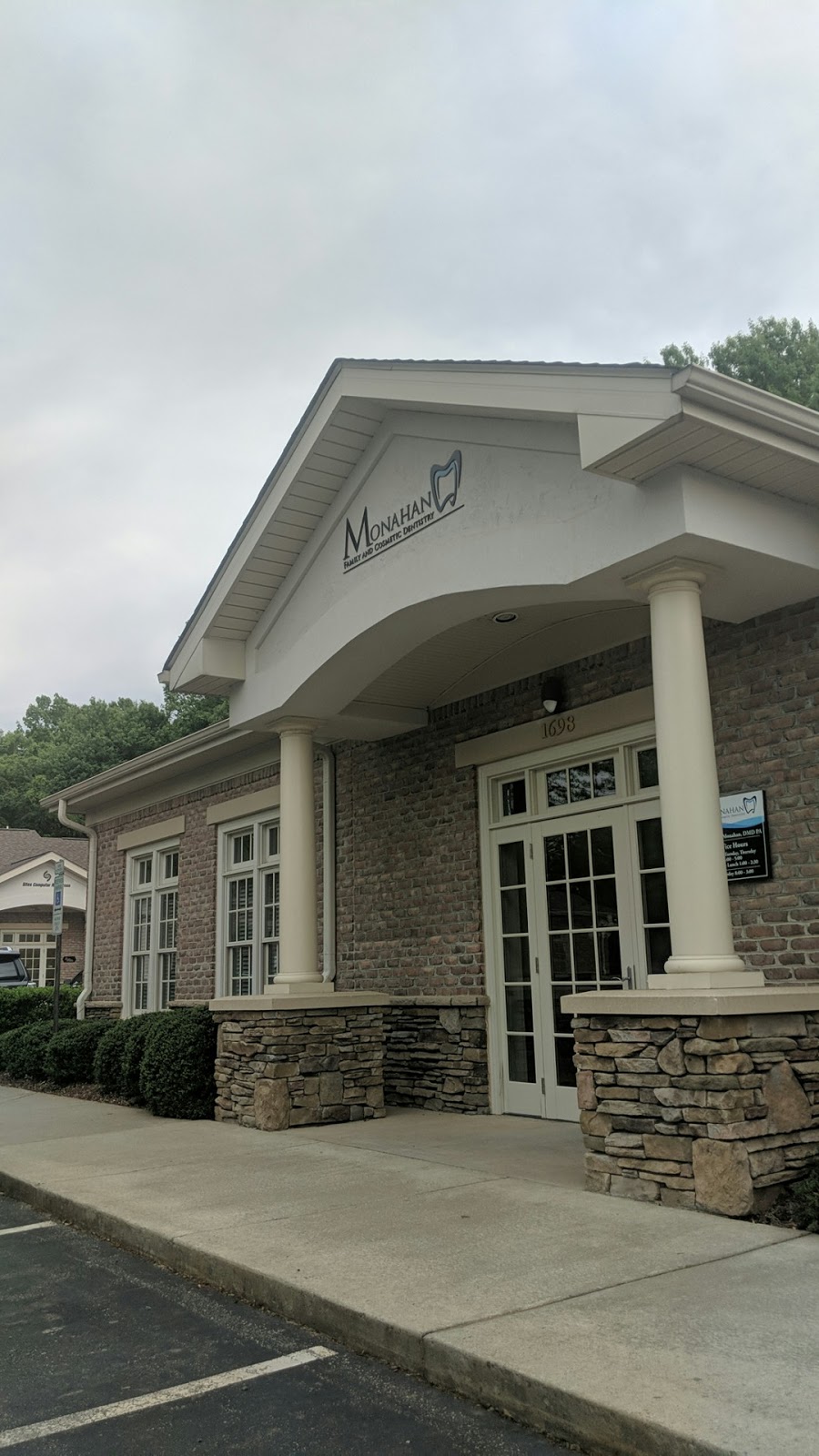 Monahan Family and Cosmetic Dentistry | 1698 Westbrook Ave, Burlington, NC 27215, USA | Phone: (336) 390-4490