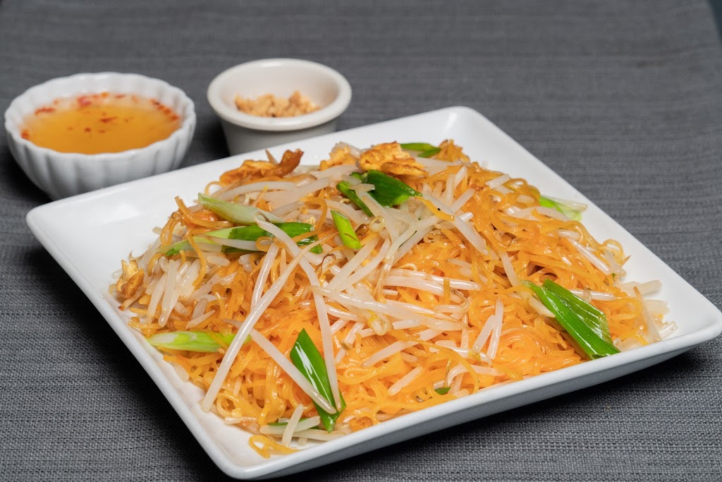 UDOM Khmer Restaurant | 1223 E Anaheim St, Long Beach, CA 90813, USA | Phone: (562) 218-7119