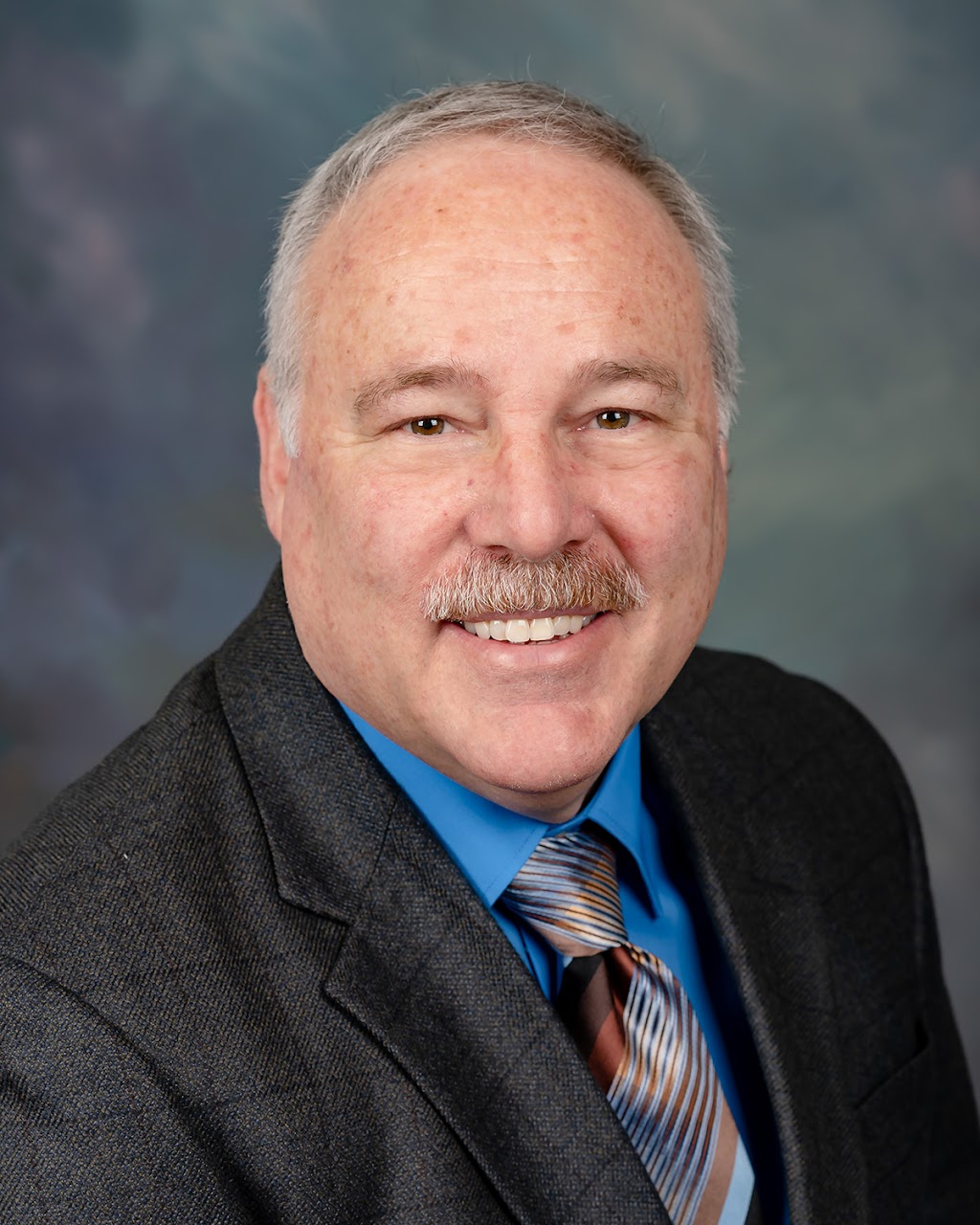 Philip F. Ashton, MD | 735 S Shoop Ave, Wauseon, OH 43567, USA | Phone: (419) 335-3242