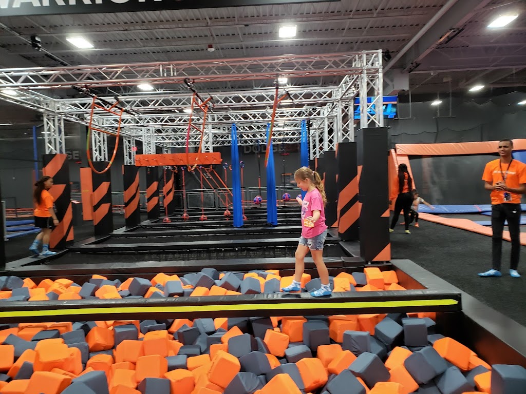 Pauleys Pizza / Sky Zone Bowie | 1300 Crain Hwy, Bowie, MD 20716, USA | Phone: (301) 683-7997