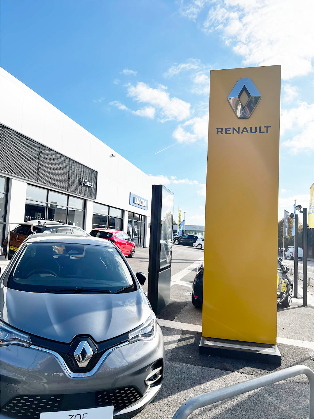 Cars2 Renault Wakefield | Westgate, Wakefield WF2 9RY, UK | Phone: 01924 433425