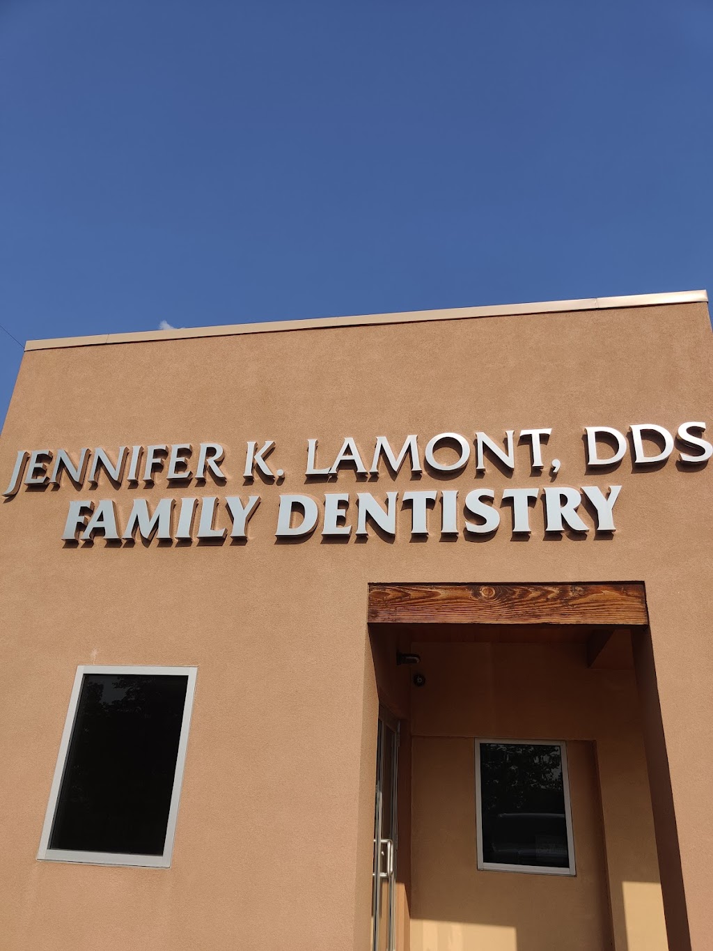 Dr. Jennifer K. Lamont, DDS | 7050 Barstow St NE A, Albuquerque, NM 87111, USA | Phone: (505) 508-5429