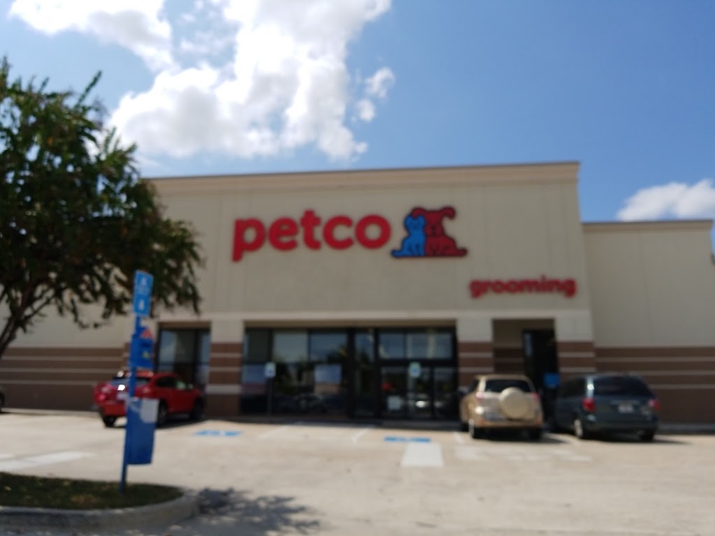 Petco | 19507 Interstate 45 N Ste 700, Spring, TX 77388, USA | Phone: (281) 528-9586