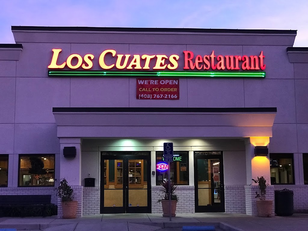 Los Cuates Restaurant Seafood & Bar | 7950 Arroyo Cir, Gilroy, CA 95020, USA | Phone: (408) 767-2166
