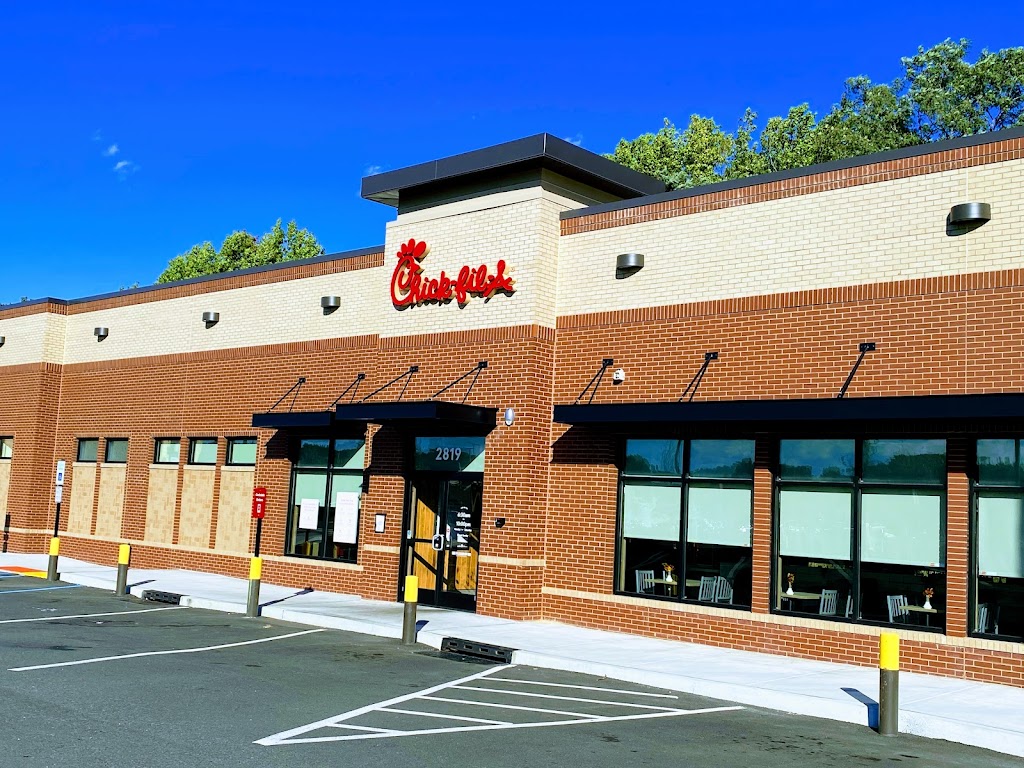 Chick-fil-A | 2819 NJ-35, Hazlet, NJ 07730, USA | Phone: (732) 335-5543