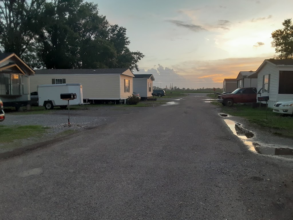 Regs Mobile home and RV park | 526 W 10th St, Reserve, LA 70084, USA | Phone: (504) 312-0070
