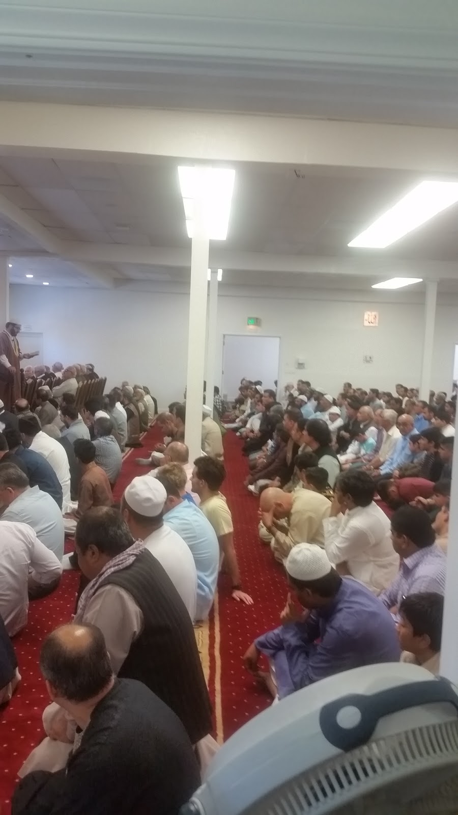 Masjid Noor Islamic and Cultural Community Center | 4035 Treat Blvd, Concord, CA 94518, USA | Phone: (925) 768-4885