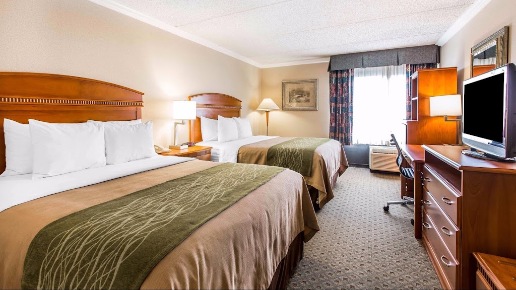 Comfort Inn Anaheim Resort | 300 E Katella Ave, Anaheim, CA 92802, USA | Phone: (714) 772-8713