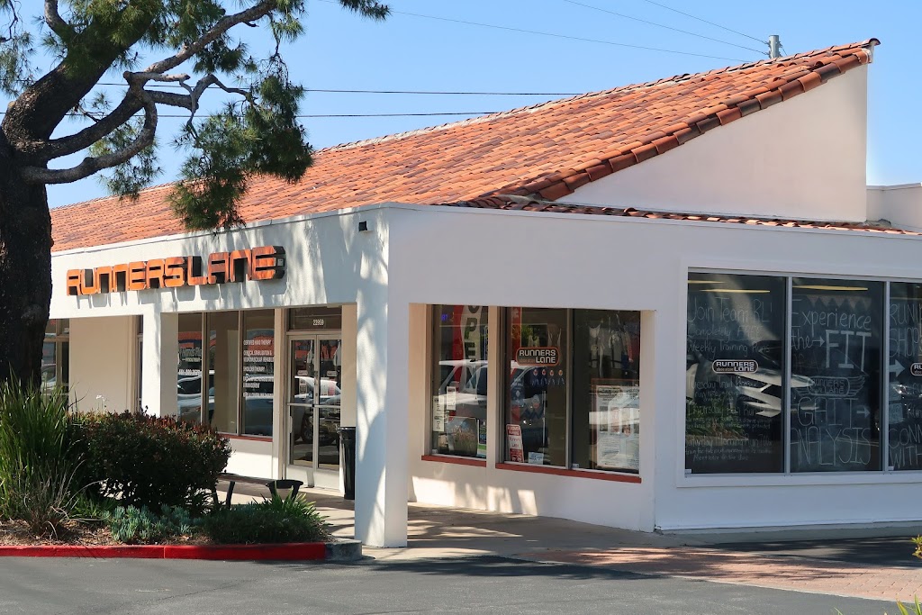 Runners Lane Santa Clarita | 22959 Soledad Canyon Rd, Santa Clarita, CA 91350, USA | Phone: (661) 260-3368