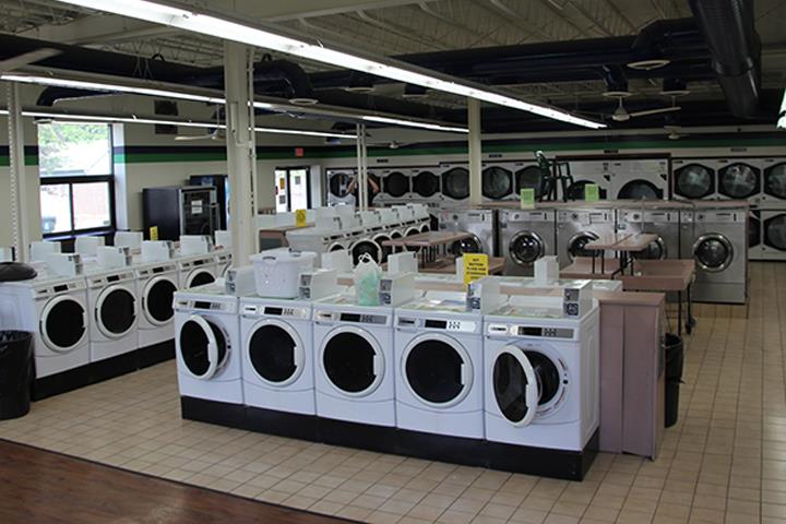 East Wash Laundry | 2620 E Washington Ave, Madison, WI 53704, USA | Phone: (608) 290-9170