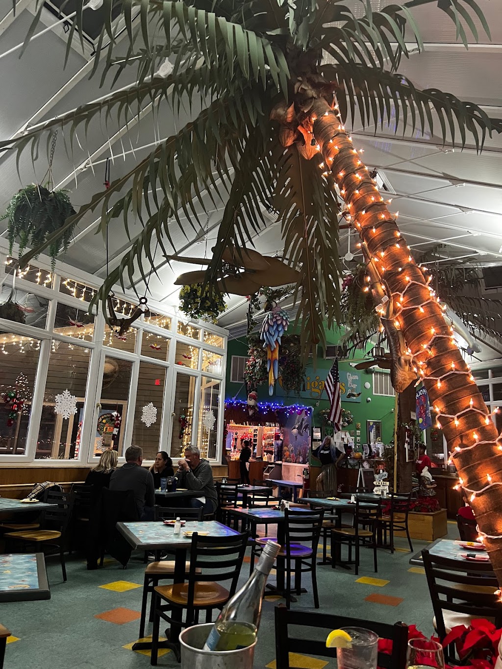 Gilligans Clam Bar & Grill | 366 US-202, Pomona, NY 10970, USA | Phone: (845) 354-1161