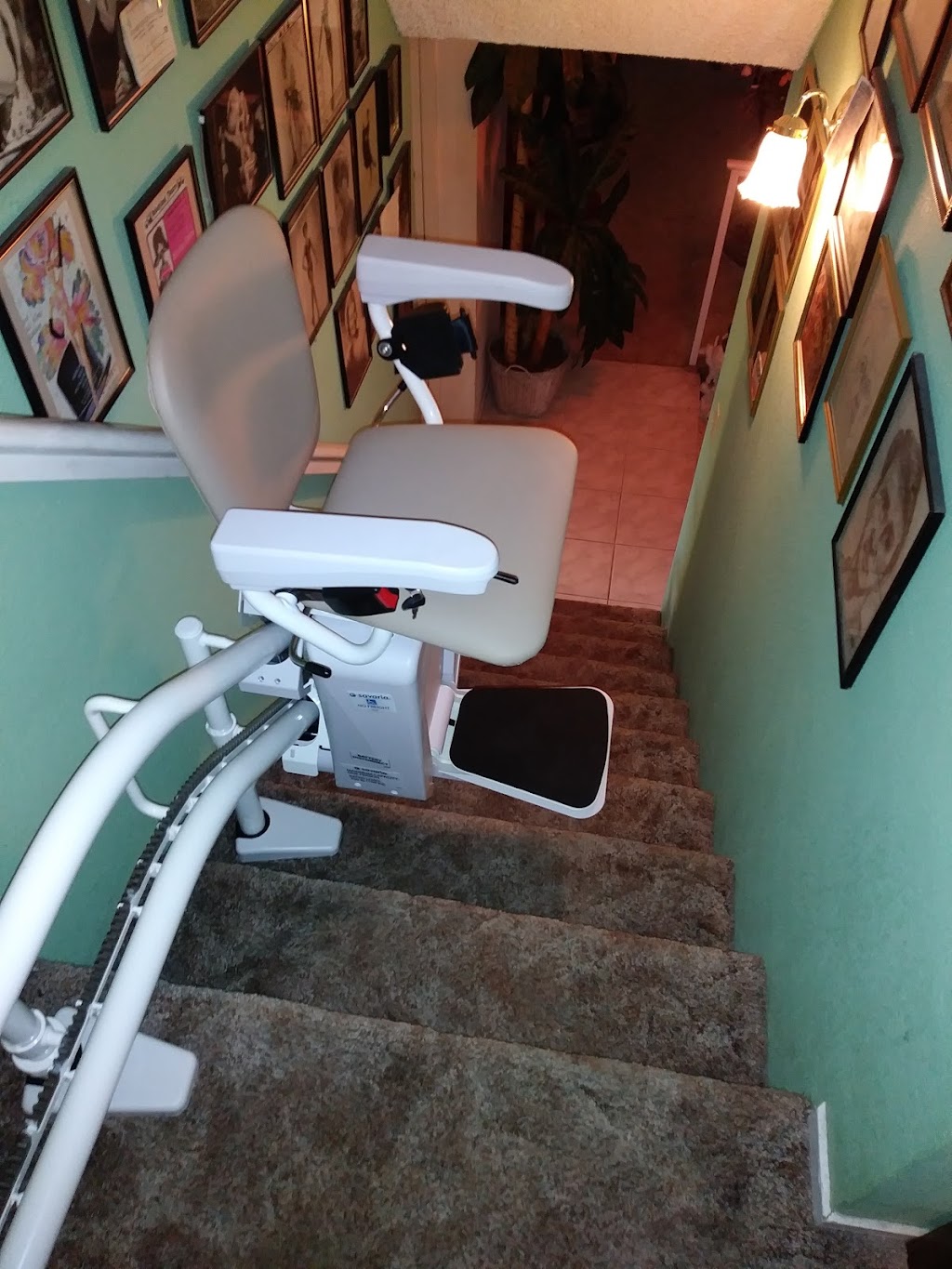 CJJ Stairlifts | 5421 E Harmon Ave, Las Vegas, NV 89122, USA | Phone: (774) 283-2389